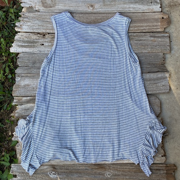 143 Story Women’s Sleeveless Tunic - Picture 5 of 6
